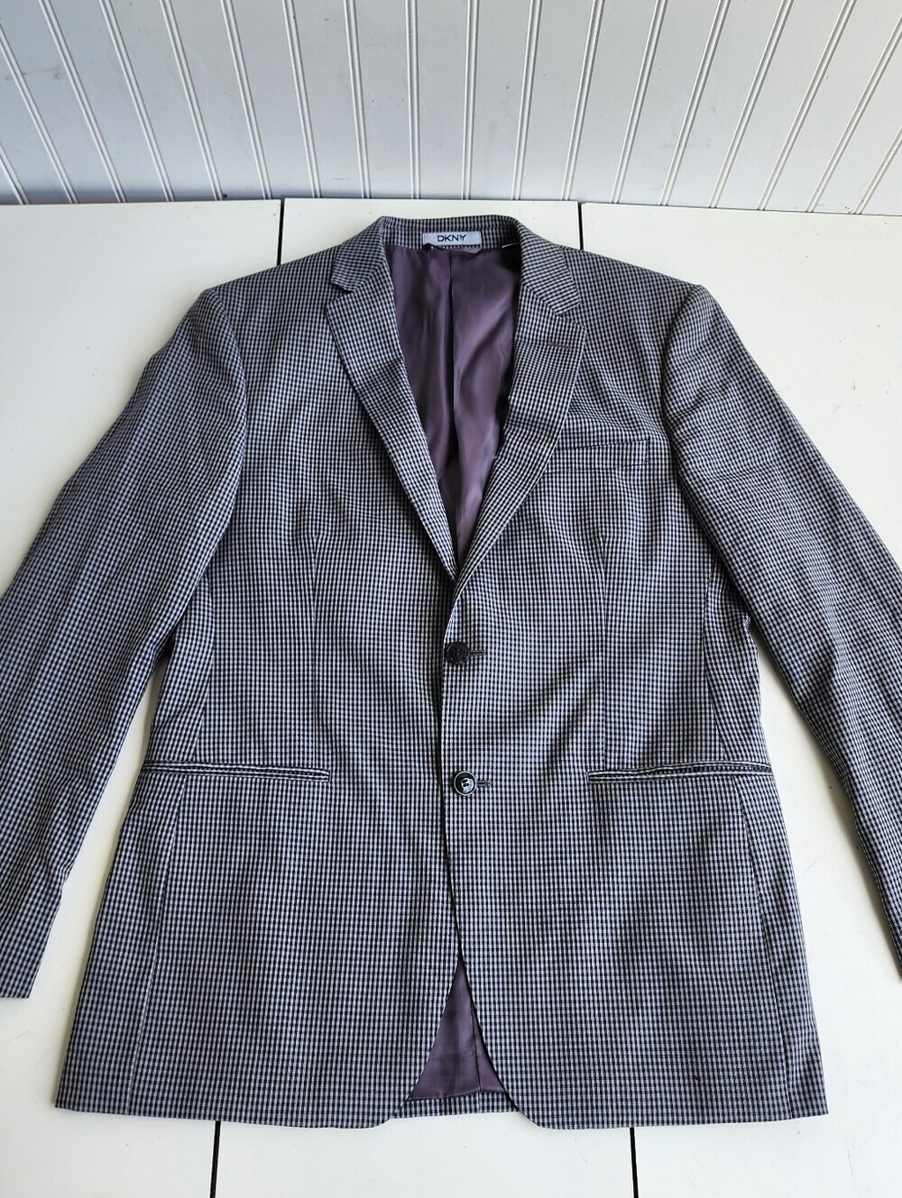 DKNY Blazer Men 42R Gray Black Plaid 100% Wool 2 Button Suit Jacket Double Vent